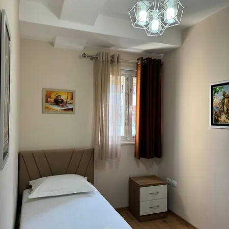 Haris Apartments Tirana Exterior photo